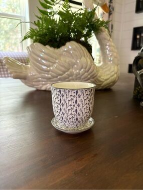 Chive Blue & White small Planter with Saucer featuring feathers